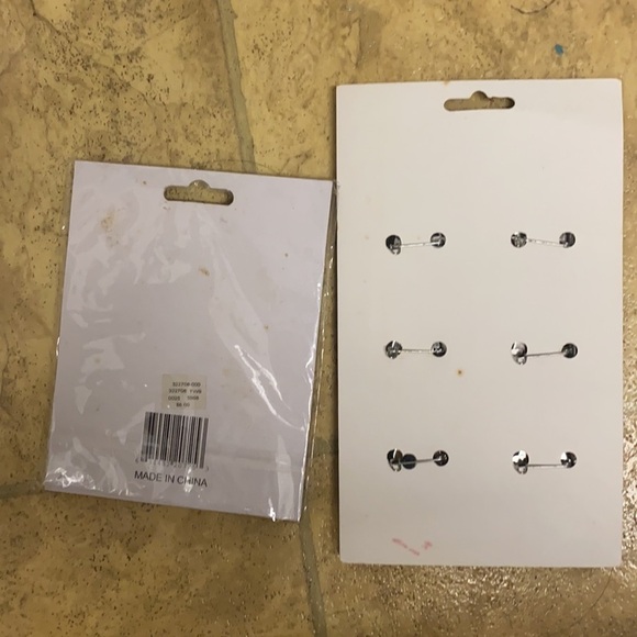 Twilight New Moon Saga Pin sets - Picture 4 of 4